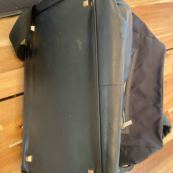 BEIS diaper bag/ backpack - Picture 6 of 6